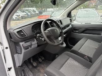 Peugeot Expert 1.5 BlueHDI LONG Premium picture 12