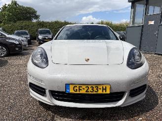 Porsche Panamera 3.0 S E-HYBRID picture 6