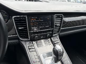 Porsche Panamera 3.0 S E-HYBRID picture 17