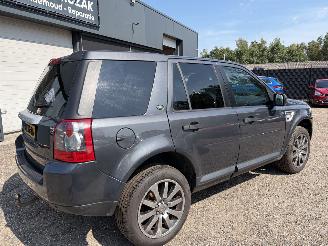 Land Rover Freelander 2.2 TD4e SE automaat picture 4