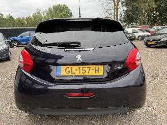 Peugeot 208 1.2 PureTech Style AUTOMAAT CRUISE NAVI picture 5