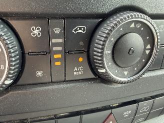 Volkswagen Crafter 35 2.5 TDI L2H2 AIRCO CRUISE picture 13