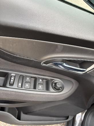 Opel Mokka 1.6 CDTI Edition AIRCO PDC picture 10