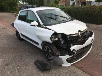 rozbiórka samochody osobowe Renault Twingo 1.0 SCe Expression 2014/10