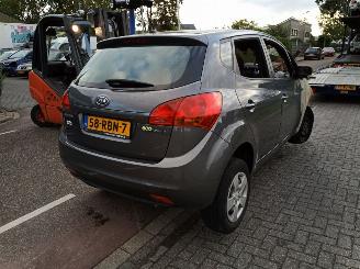 Kia Venga 1.4 CVVT 16V picture 3