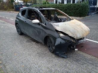 demontáž osobní automobily Peugeot 208 1.6 THP 2012/10