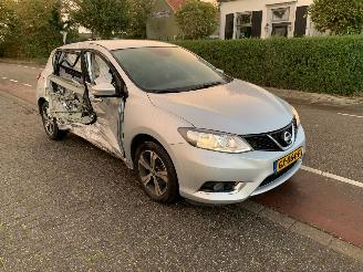 Nissan Pulsar 1.2 DIG-T picture 1