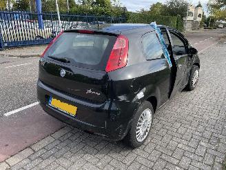 Fiat Punto 1.2 Grande Punto picture 3