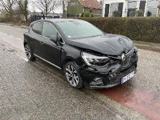 Salvage car Renault Clio 1.0 Tce 100 Hatchback 2020/1