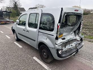 Renault Kangoo 1.6-16V MPV picture 4
