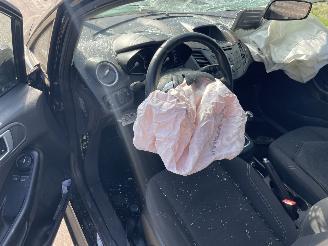 Ford Fiesta 1.0 Champion picture 5