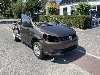 disassembly commercial vehicles Volkswagen Caddy 1.6 tDi 2014/1