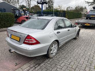 Mercedes C-klasse 180 c picture 3