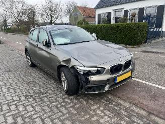 Salvage car BMW 1-serie 116i 2015/7