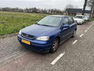 Opel Astra 1.6-8V -G-CC picture 2