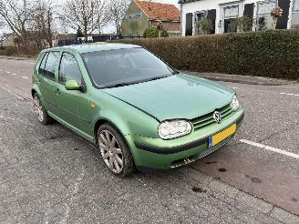 Coche siniestrado Volkswagen Golf 1.4-16V 2000/3