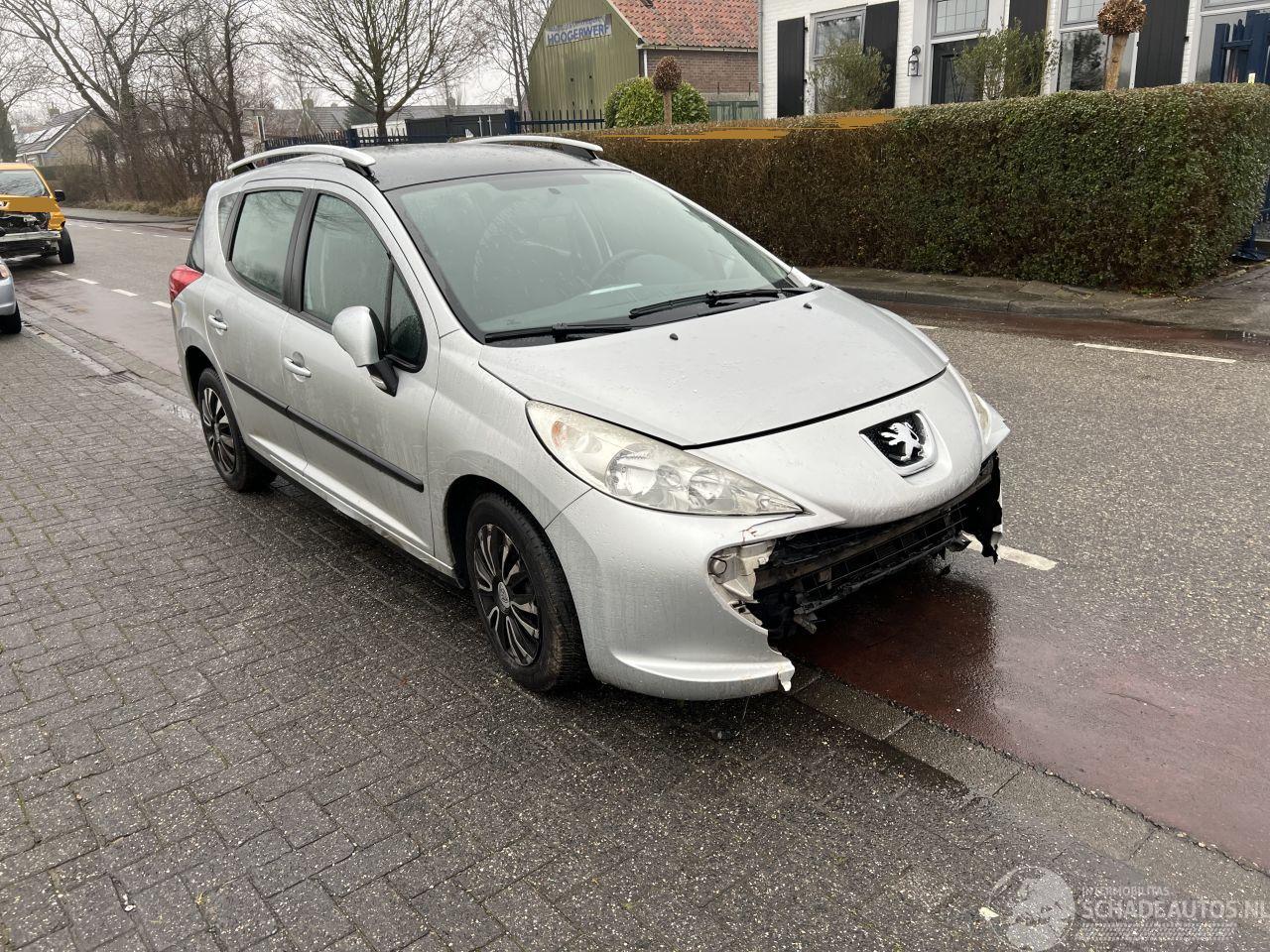 Peugeot 207 1.6-16V