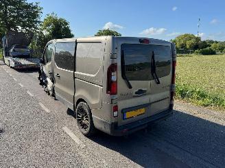 Renault Trafic 1.6 DCi  INVALIDE BUS picture 3