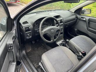 Opel Astra 1.6-G-HB picture 5