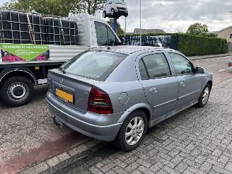 Opel Astra 1.6-G-HB picture 3