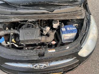 Hyundai I-10 1.1-12V picture 6