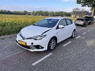 Toyota Auris 1.8-16V Hybrid Lease picture 2