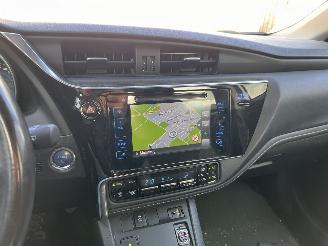 Toyota Auris 1.8-16V Hybrid Lease picture 10