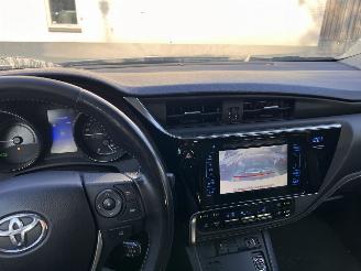 Toyota Auris 1.8-16V Hybrid Lease picture 9