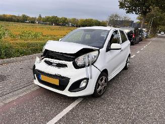 Kia Picanto 1.0-12V picture 2
