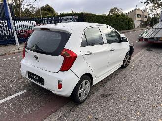 Kia Picanto 1.0-12V picture 3