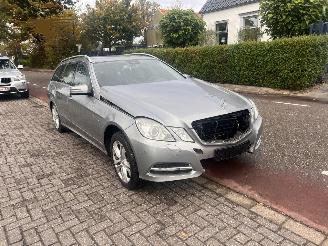 uszkodzony samochody osobowe Mercedes E-klasse 250 CDi Business Class Avantgarde 2010/4