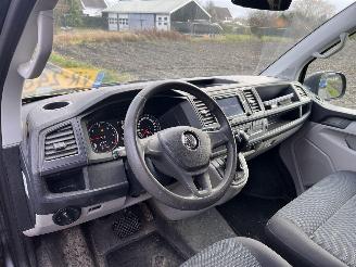 Volkswagen Transporter T6 2.0 TDi 103 kw Automaat L1H1 picture 6