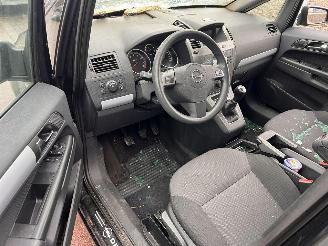 Opel Zafira 1.8-16V picture 5