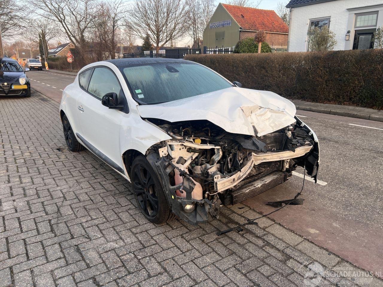 Renault Mégane III 1.5 DCi Coupe