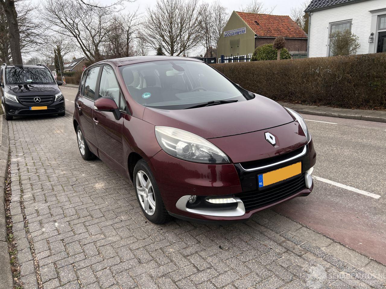 Renault Scenic 1.20TCe Collection