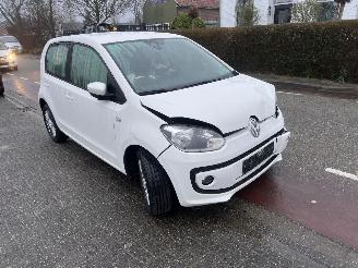 Unfallwagen Volkswagen Up! High-Up 2013/12