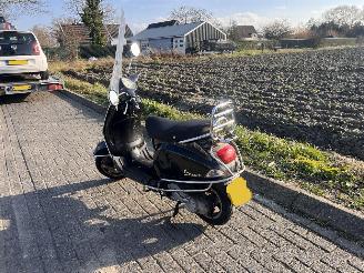 Vespa  LX 50 Snor picture 4