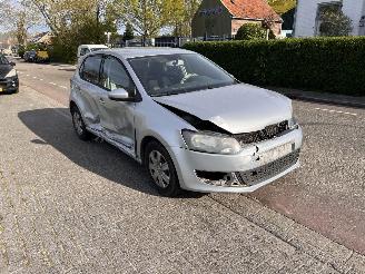 damaged passenger cars Volkswagen Polo 1.2 TSi 2011/8