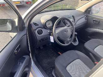 Hyundai I-10 1.1-12 v picture 5