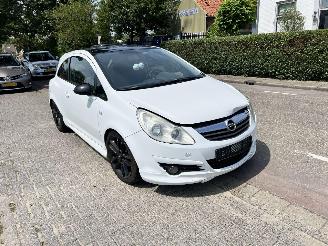 uszkodzony samochody osobowe Opel Corsa 1.2-16V Cosmo 2008/10
