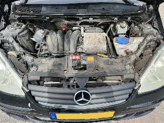 Mercedes A-klasse A-150 3 drs picture 6