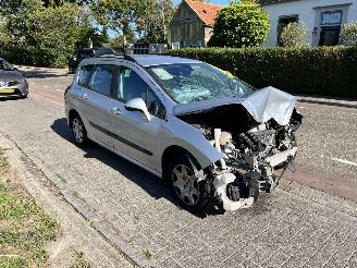Vrakbiler auto Peugeot 308 1.6 HDi 2008/7