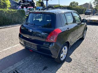 Suzuki Swift 1.5 VVT picture 3