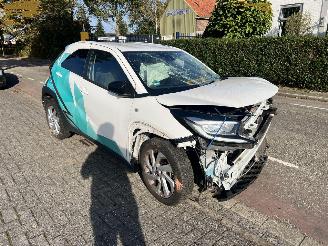 Démontage voiture Toyota Aygo X 1.0 VVT-i First 2022/5