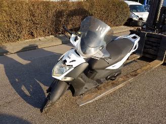 Kymco  125 Agility picture 2