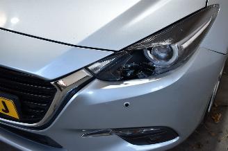 Mazda 3 GT-M 2.2 picture 6