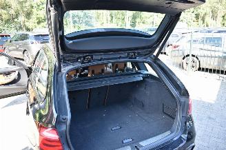 BMW 3-serie 318i Touring M Sport picture 22