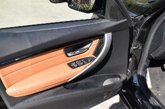 BMW 3-serie 318i Touring M Sport picture 10