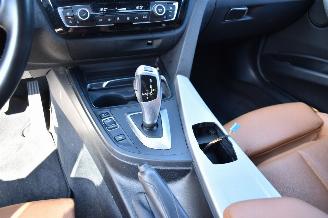 BMW 3-serie 318i Touring M Sport picture 15