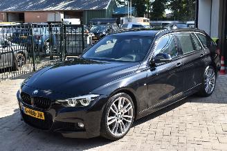BMW 3-serie 318i Touring M Sport picture 4